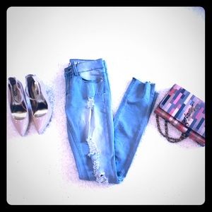 Jeans pants in size 5 new